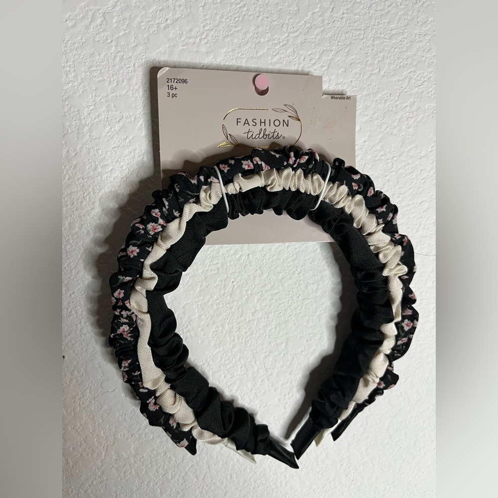 Fashion Tidbits NWT Scrunch Satin Fabric Chic Floral Shiny 3pc Headbands Junior